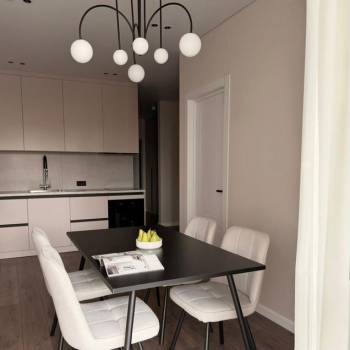 Продается 1-комнатная квартира, 42 м²