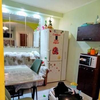 Продается 1-комнатная квартира, 47,8 м²