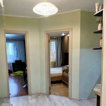 Продается 1-комнатная квартира, 47,8 м²