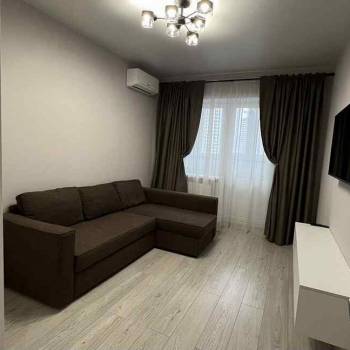 Сдается 1-комнатная квартира, 38 м²