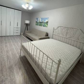 Сдается 1-комнатная квартира, 35 м²