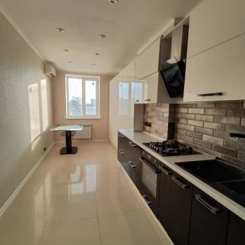 Продается 2-х комнатная квартира, 70,9 м²