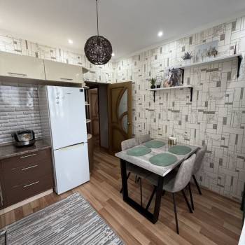Продается 1-комнатная квартира, 35 м²