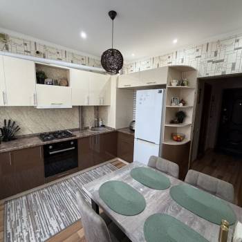 Продается 1-комнатная квартира, 35 м²