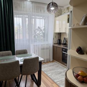 Продается 1-комнатная квартира, 35 м²