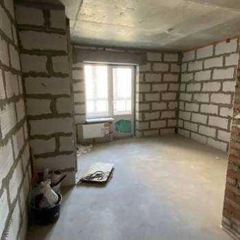 Продается 1-комнатная квартира, 35 м²