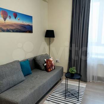 Сдается 1-комнатная квартира, 42 м²