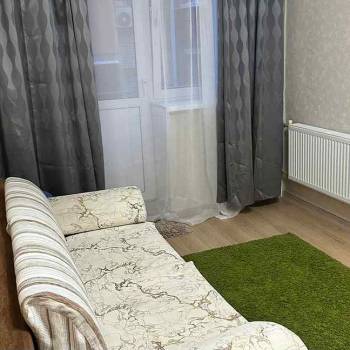 Сдается 1-комнатная квартира, 51 м²