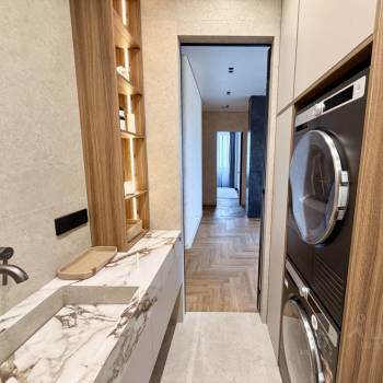 Продается Многокомнатная квартира, 120 м²