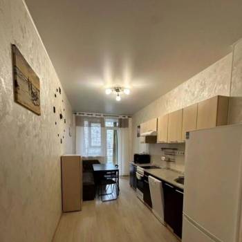 Сдается 2-х комнатная квартира, 62 м²