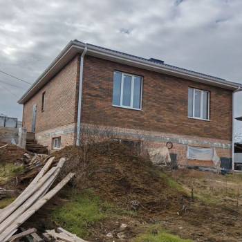 Продается Дом, 180 м²