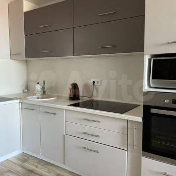 Сдается 1-комнатная квартира, 47 м²