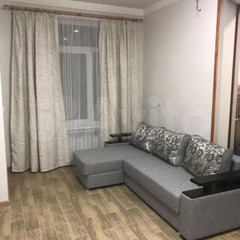 Сдается 1-комнатная квартира, 35 м²