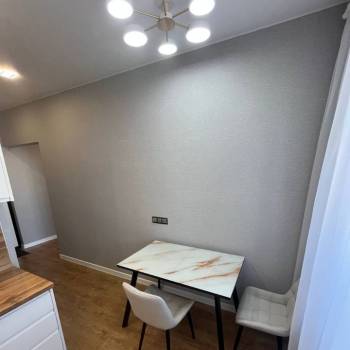 Продается 1-комнатная квартира, 39 м²