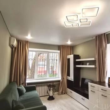 Продается 1-комнатная квартира, 30,4 м²