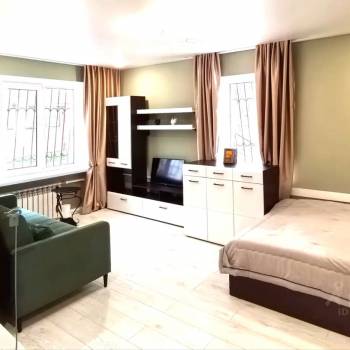 Продается 1-комнатная квартира, 30,4 м²