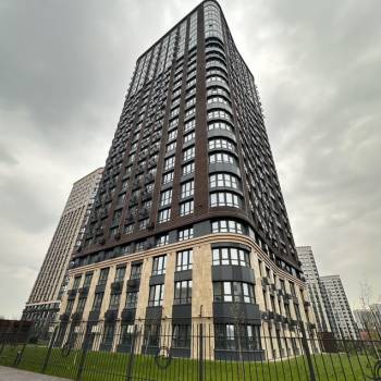 Продается 1-комнатная квартира, 46 м²