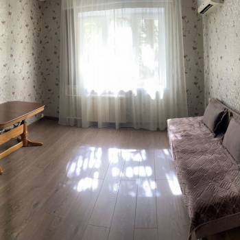 Сдается 2-х комнатная квартира, 40 м²