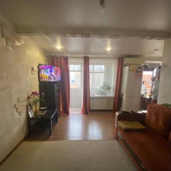 Продается 1-комнатная квартира, 32 м²