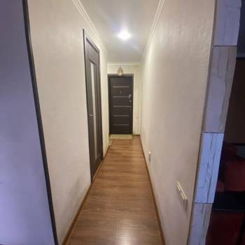 Продается 1-комнатная квартира, 32 м²