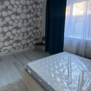 Продается 1-комнатная квартира, 32 м²