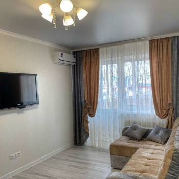 Продается 1-комнатная квартира, 36 м²