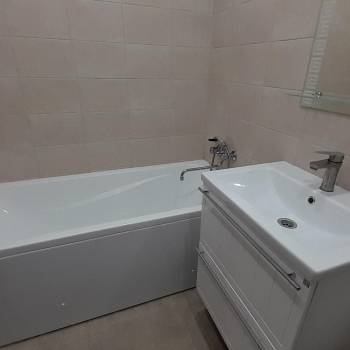 Сдается 1-комнатная квартира, 42 м²