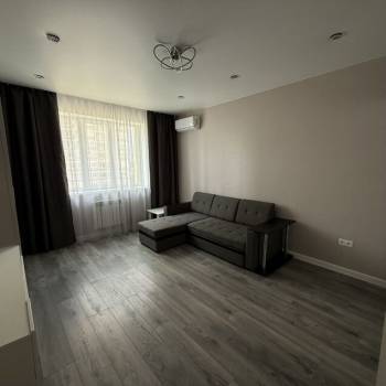 Сдается 1-комнатная квартира, 42,2 м²