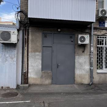 Сдается Нежилое помещение, 360 м²