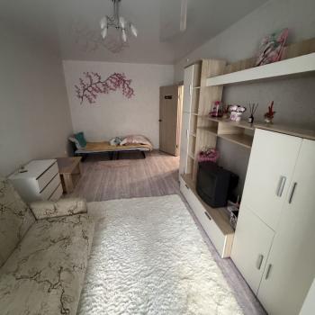 Сдается 1-комнатная квартира, 37 м²
