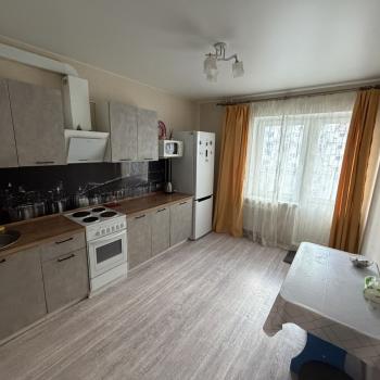 Сдается 1-комнатная квартира, 37 м²