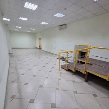 Сдается Нежилое помещение, 170 м²