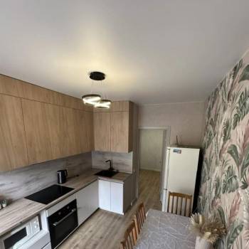 Сдается 1-комнатная квартира, 41,9 м²