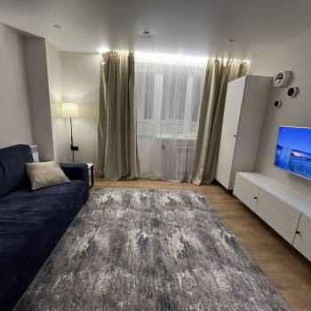 Сдается 1-комнатная квартира, 40 м²