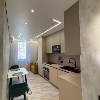 Продается 1-комнатная квартира, 46 м²