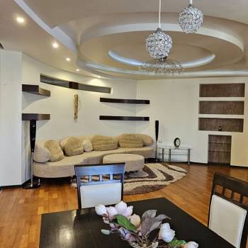 Продается Многокомнатная квартира, 116 м²