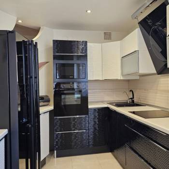 Продается Многокомнатная квартира, 116 м²