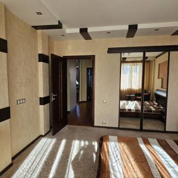 Продается Многокомнатная квартира, 116 м²