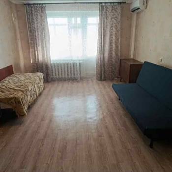 Сдается 1-комнатная квартира, 41 м²
