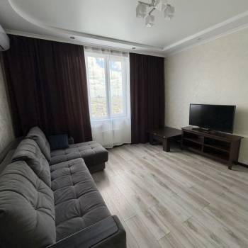 Сдается 1-комнатная квартира, 38 м²