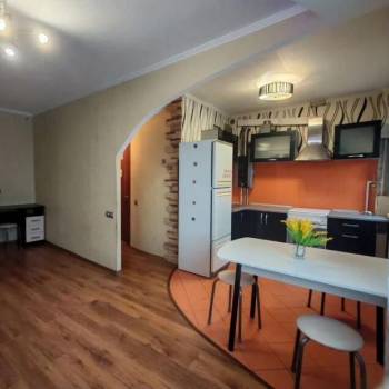 Продается 1-комнатная квартира, 32 м²