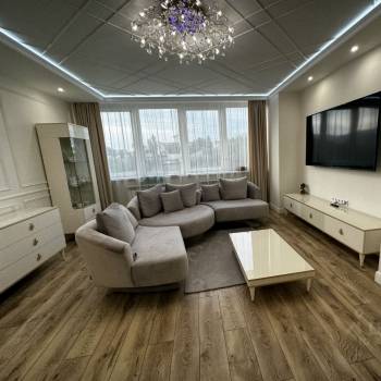Продается 3-х комнатная квартира, 114 м²