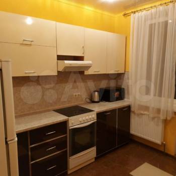 Сдается 1-комнатная квартира, 41 м²