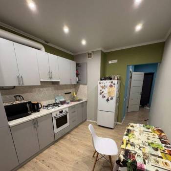 Сдается 1-комнатная квартира, 42 м²