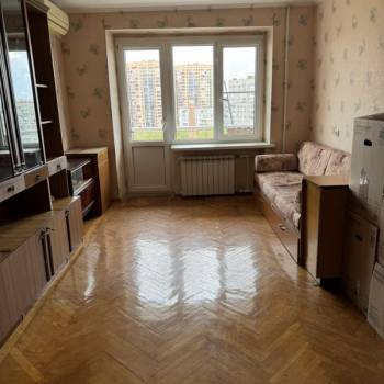 Продается 1-комнатная квартира, 32,8 м²