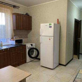 Сдается 1-комнатная квартира, 55 м²