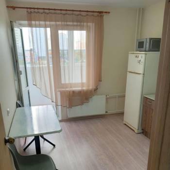 Сдается 1-комнатная квартира, 36 м²