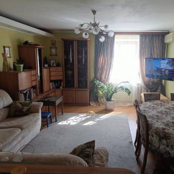 Продается 3-х комнатная квартира, 90,4 м²