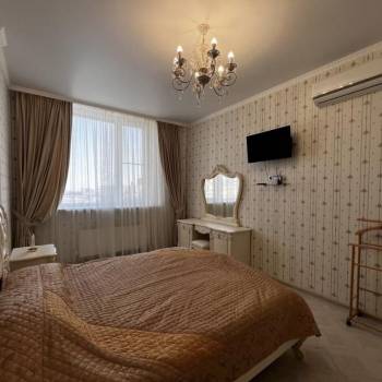 Сдается Многокомнатная квартира, 100 м²