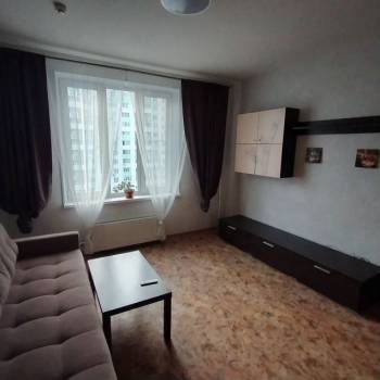 Сдается 1-комнатная квартира, 36 м²